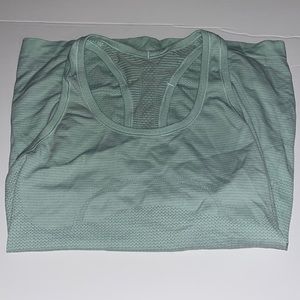 Lululemon racer back tank size 6